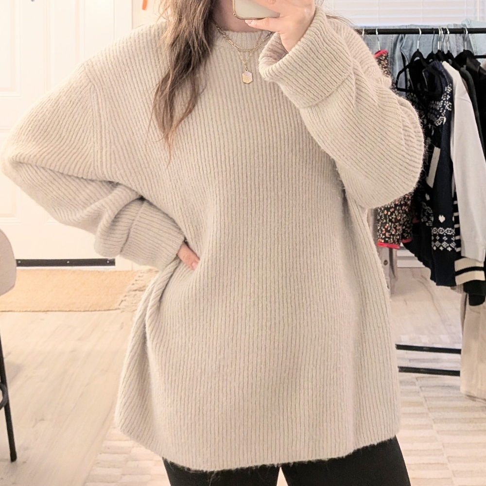 Zara Light Gray Crew Neck Sweater